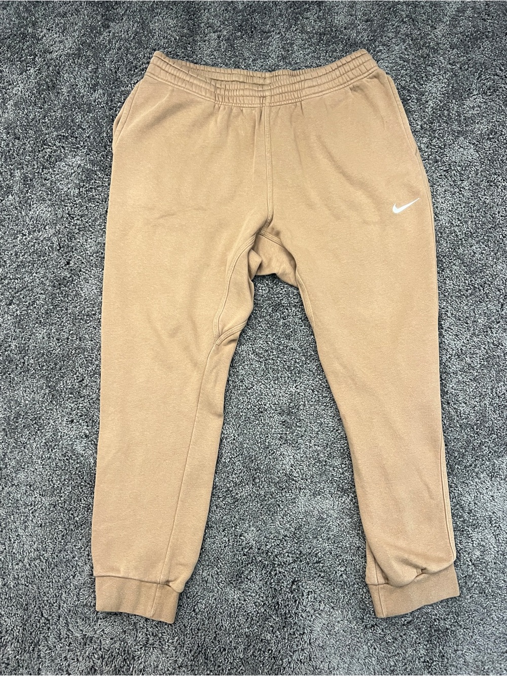 Nike Sweatpants Men’s Size XL Tan Joggers Standard Fit Taper Leg Classic Cotton